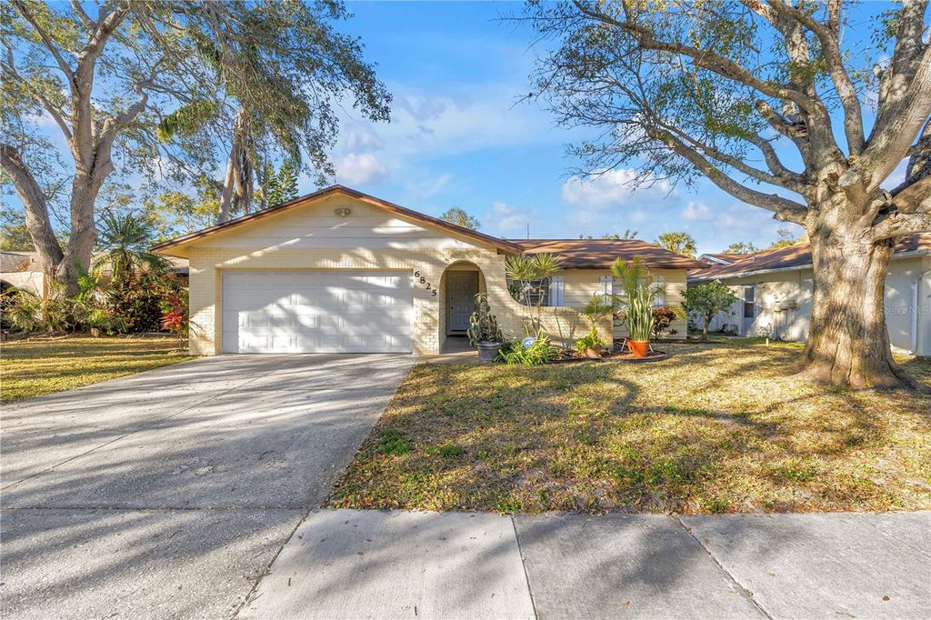 Photo of 6825 Circlecreek Drive, Pinellas Park, FL 33781 (MLS # TB8477143)