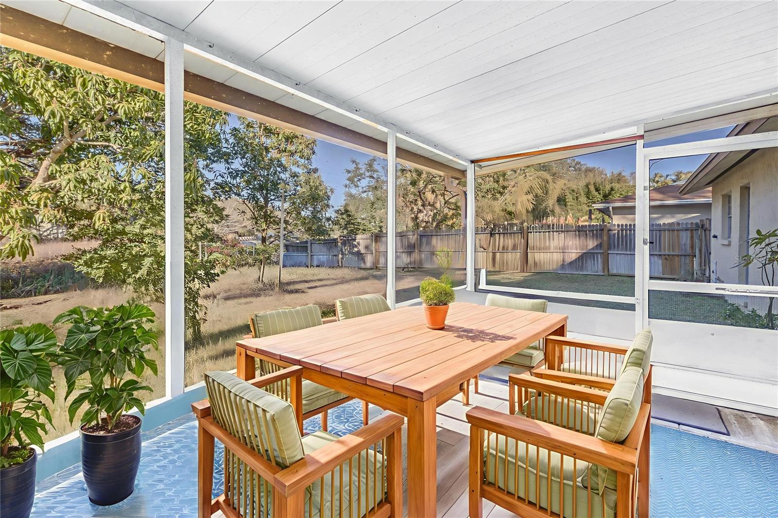 BONNIE GLYNN PH ONE-A - Residential