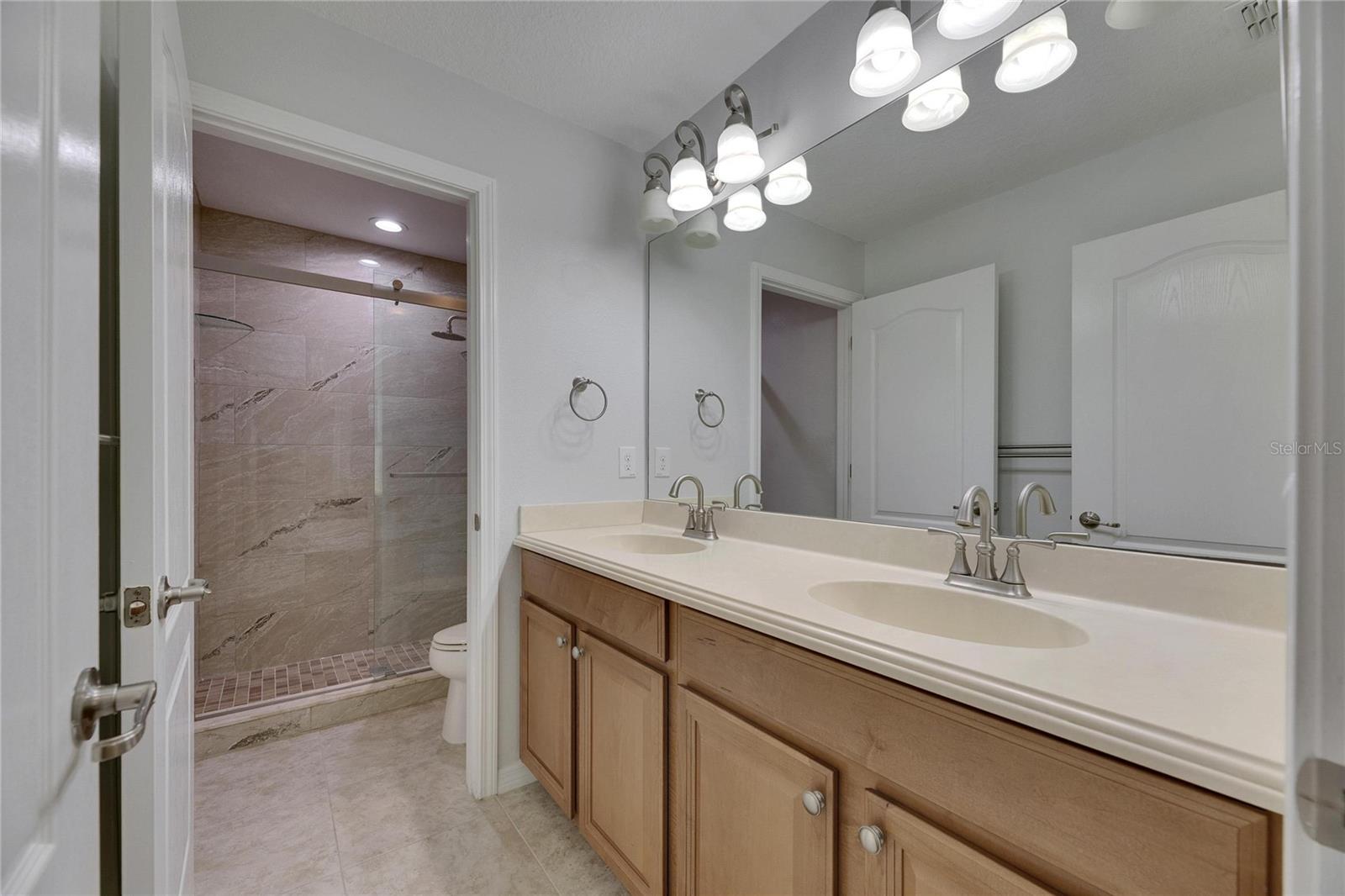 CONCORD STATION PH 01 - Residential