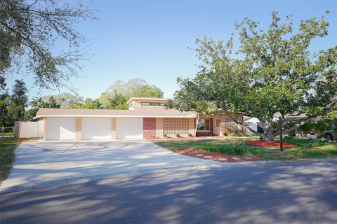 1712 FAULDS ROAD N CLEARWATER FL 33756