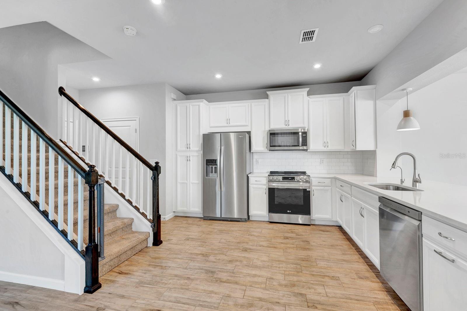 11981 SKY ACRES TERRACE, BRADENTON, FL, 34211 4 11981 SKY ACRES TERRACE