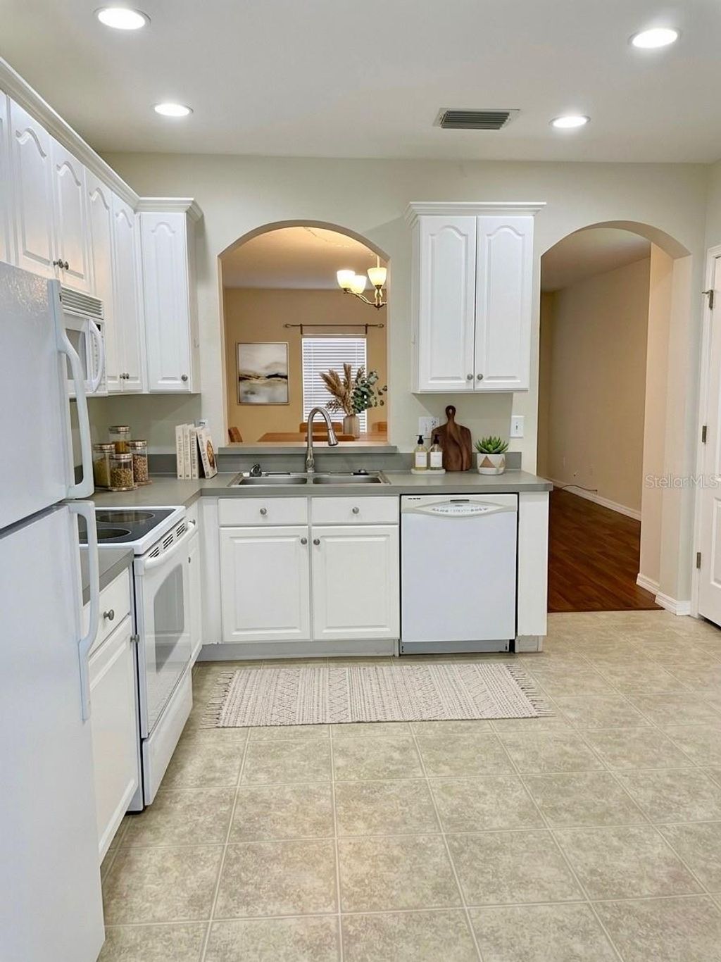 Photo of 12314 Foxmoor Peak Drive, Riverview, FL 33579 (MLS # TB8504441)