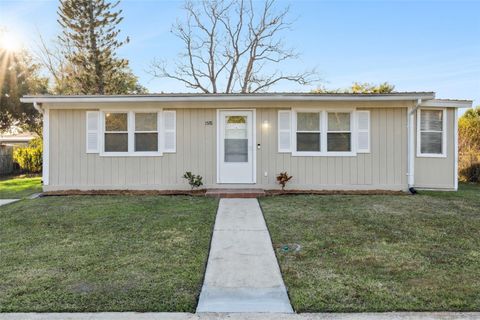 Photo of 1576 Zinnia Drive, Deltona, FL 32725 (MLS # O6380456)