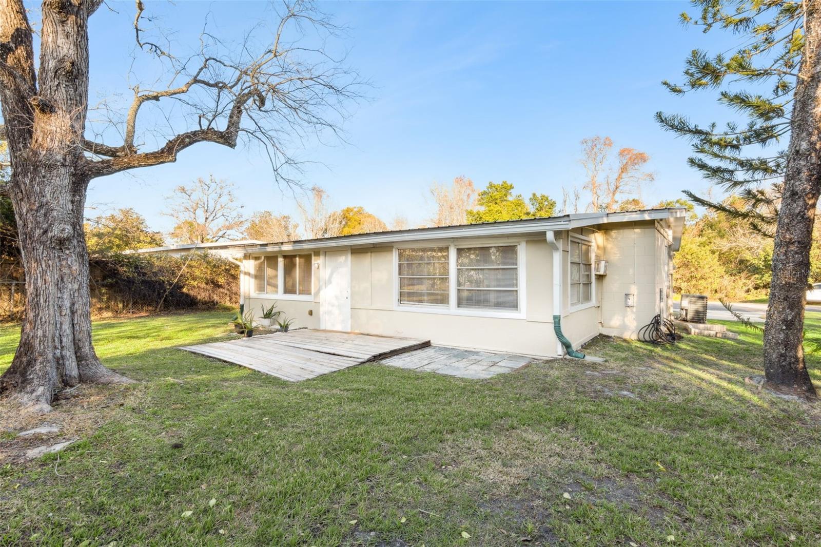 DELTONA LAKES UNIT 55 - Residential