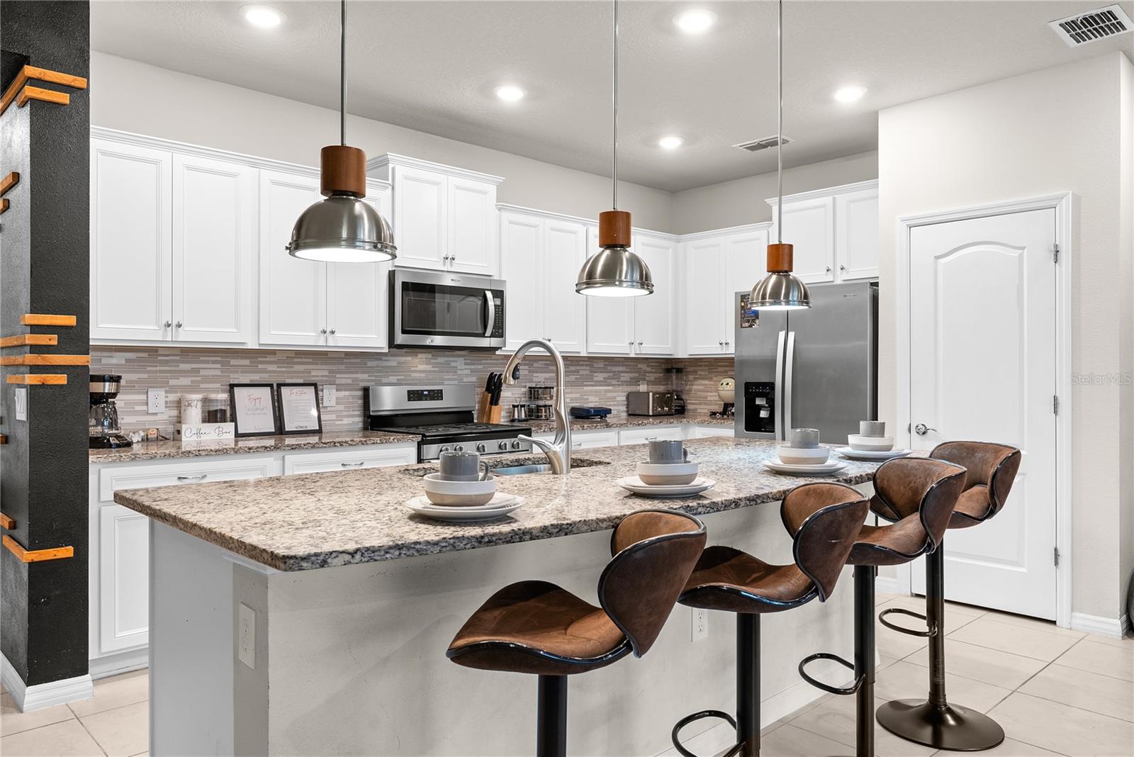 SOLTERRA PH 2B - Residential