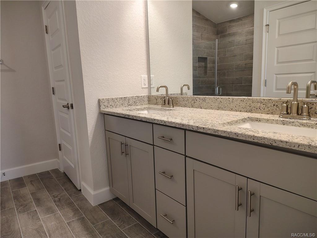 WYLD PALMS - Residential