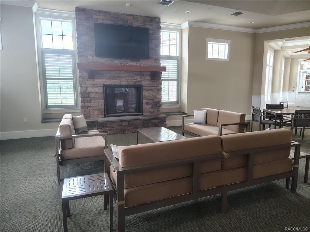 1100 HERON POINT DRIVE