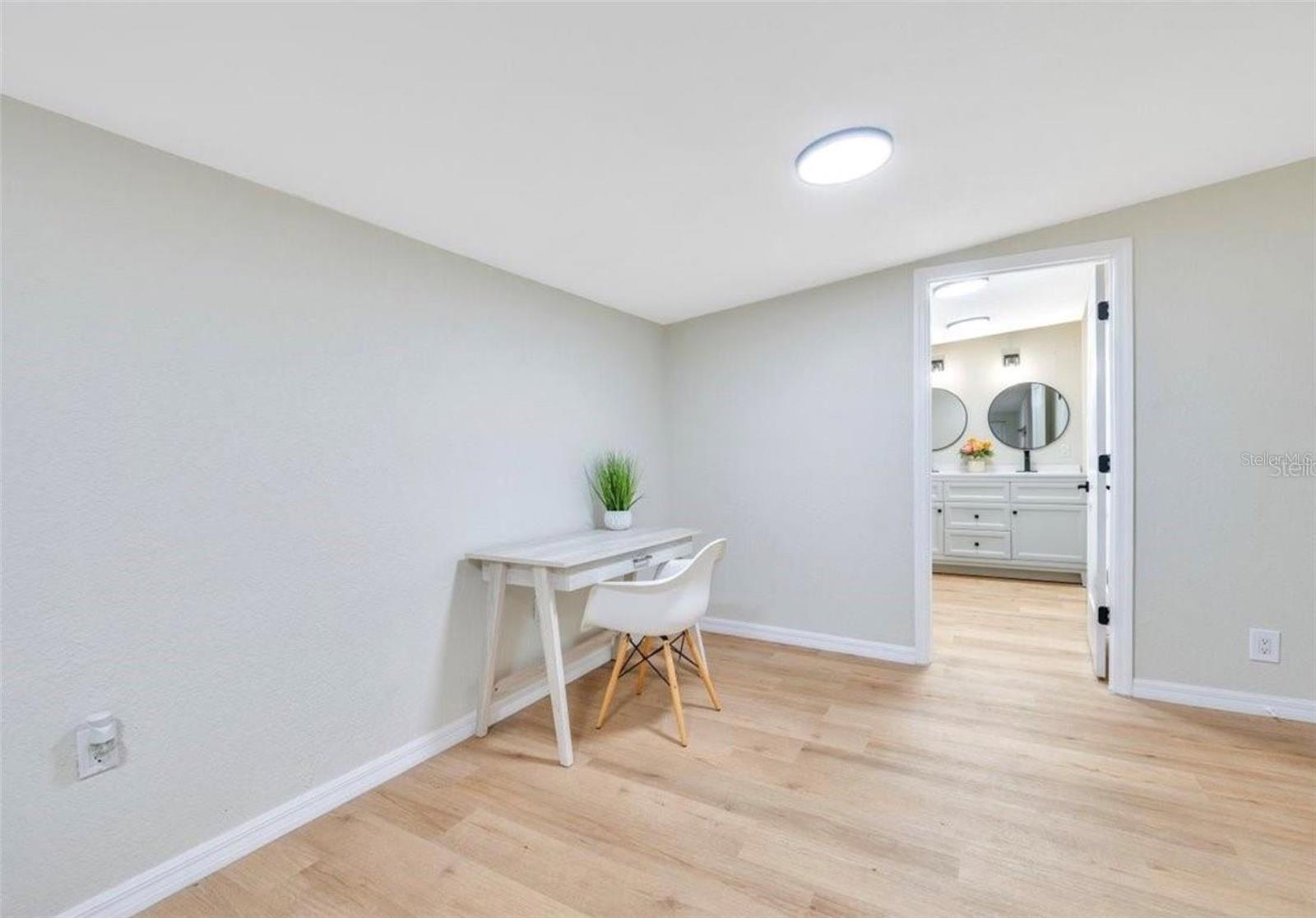 AUBURNDALE HEIGHTS - Residential Lease