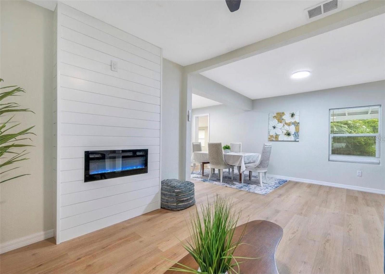 AUBURNDALE HEIGHTS - Residential Lease