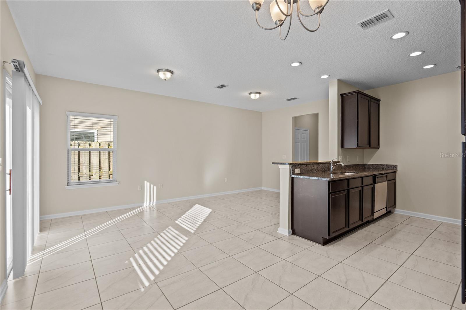 OLD MOULTRIE VILLAGE - Residential