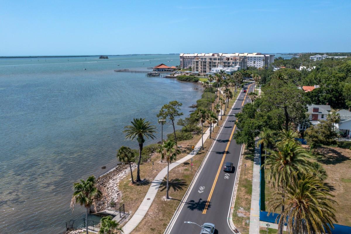 PATRICIAN OAKS - Residential