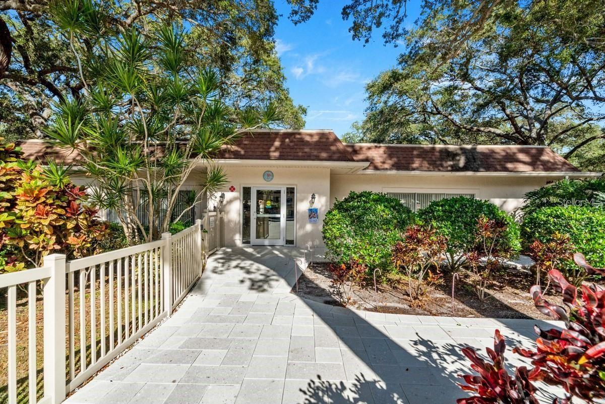 PATRICIAN OAKS - Residential