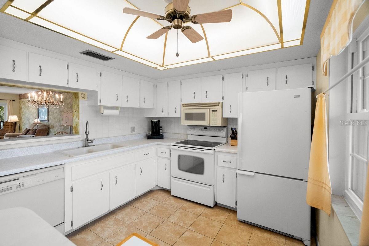 PATRICIAN OAKS - Residential