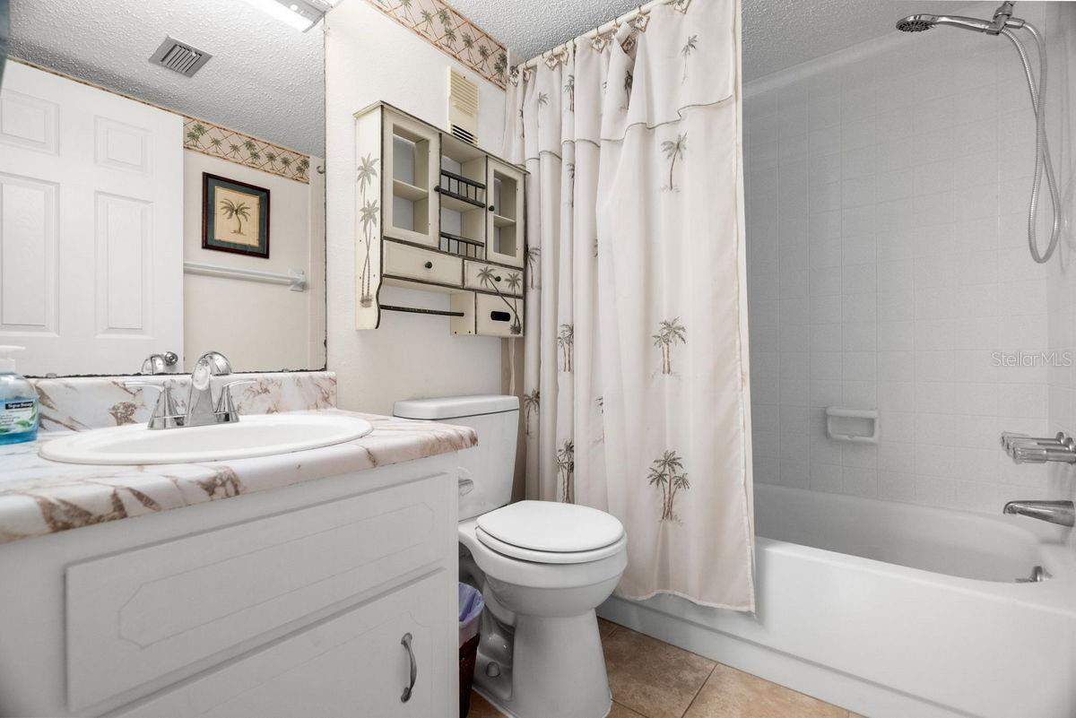 PATRICIAN OAKS - Residential