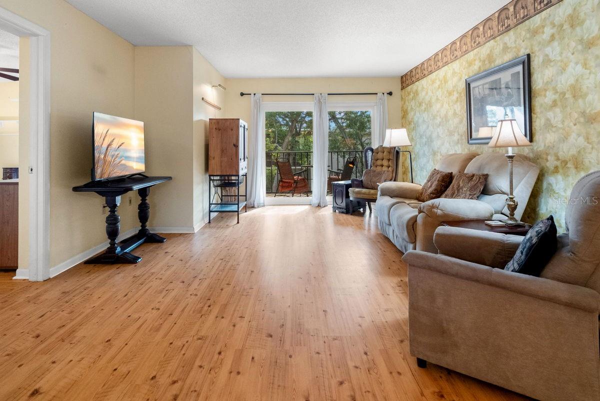 PATRICIAN OAKS - Residential