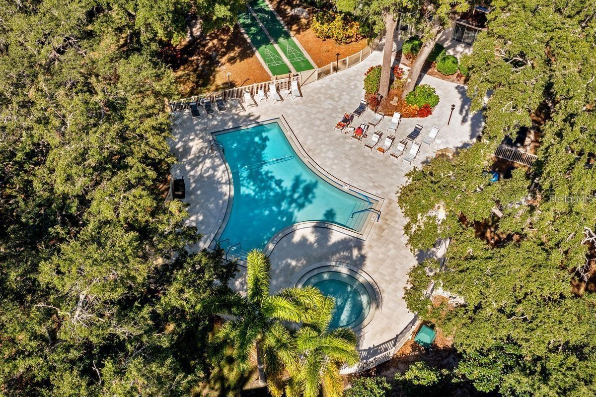 PATRICIAN OAKS - Residential