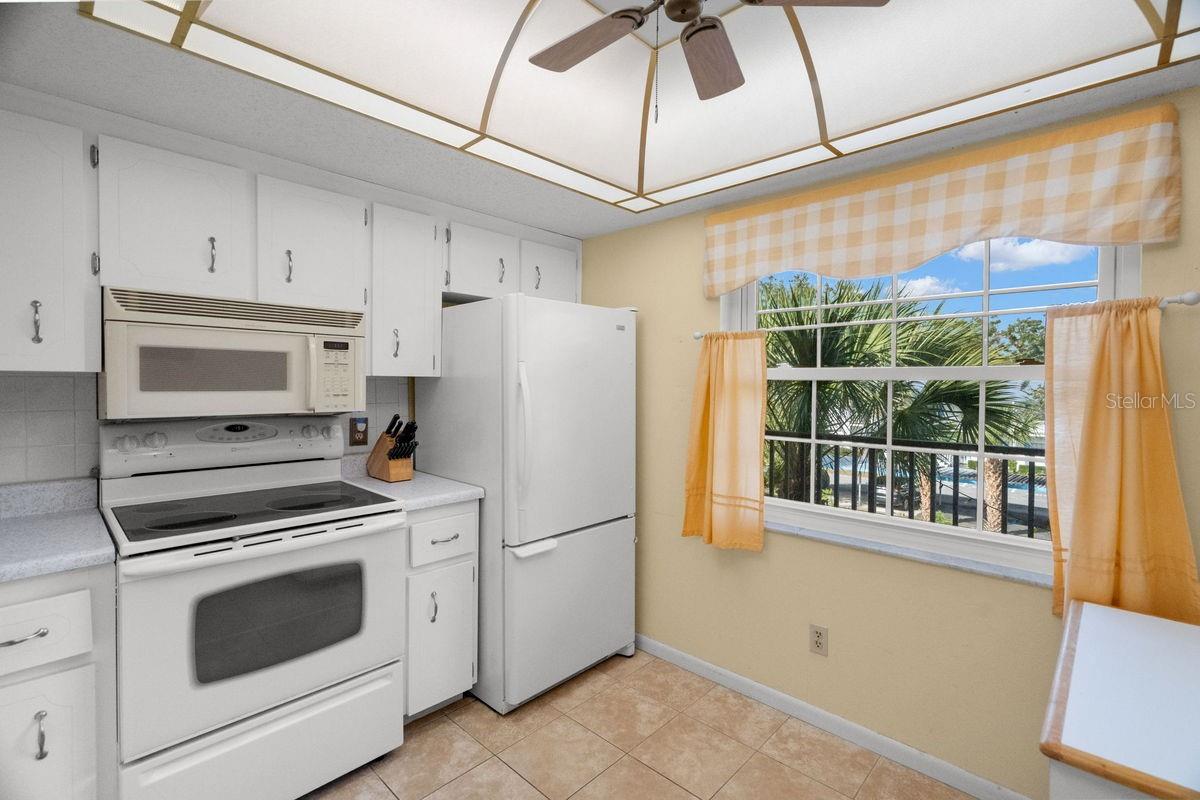 PATRICIAN OAKS - Residential