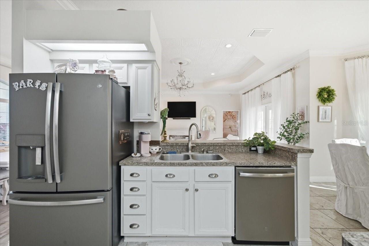 SPRING HILL - Residential