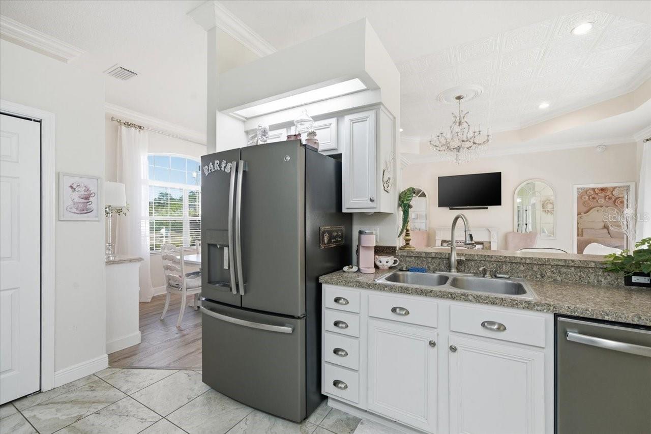 SPRING HILL - Residential