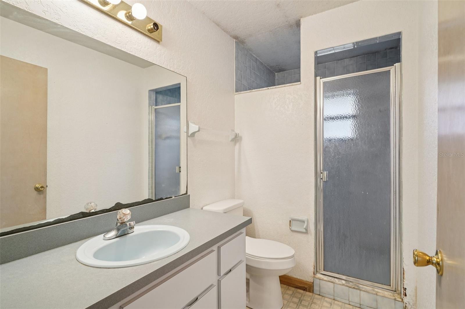 WINDING WATERS - Residential