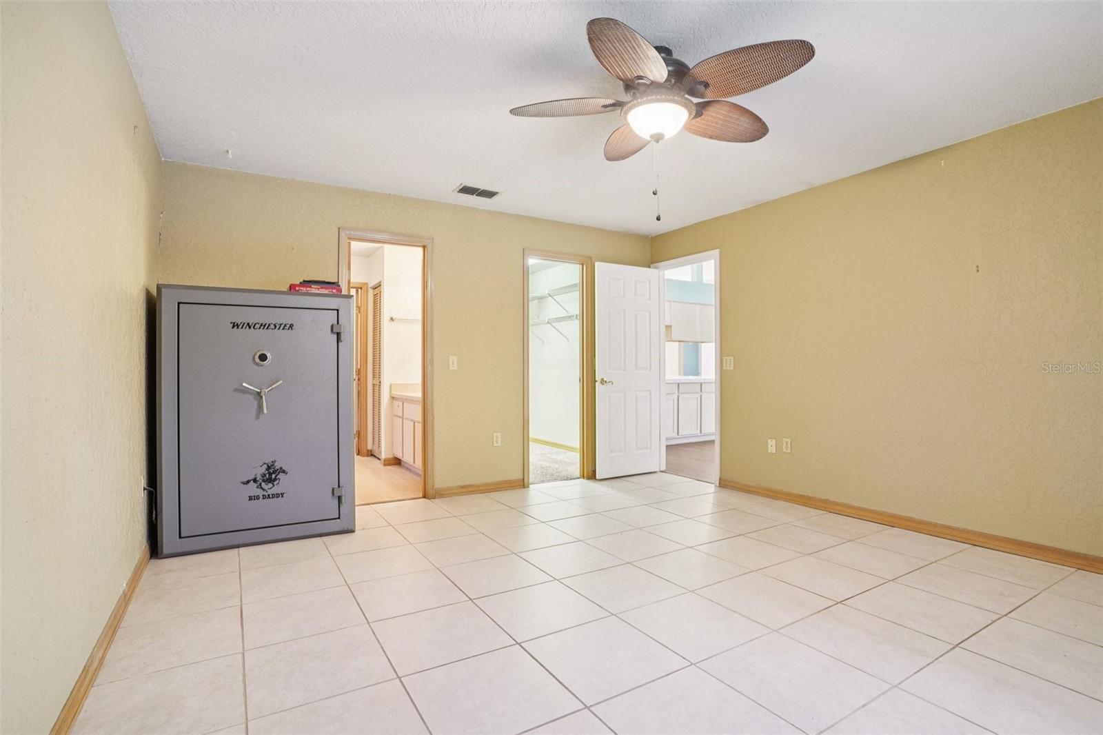 WINDING WATERS - Residential