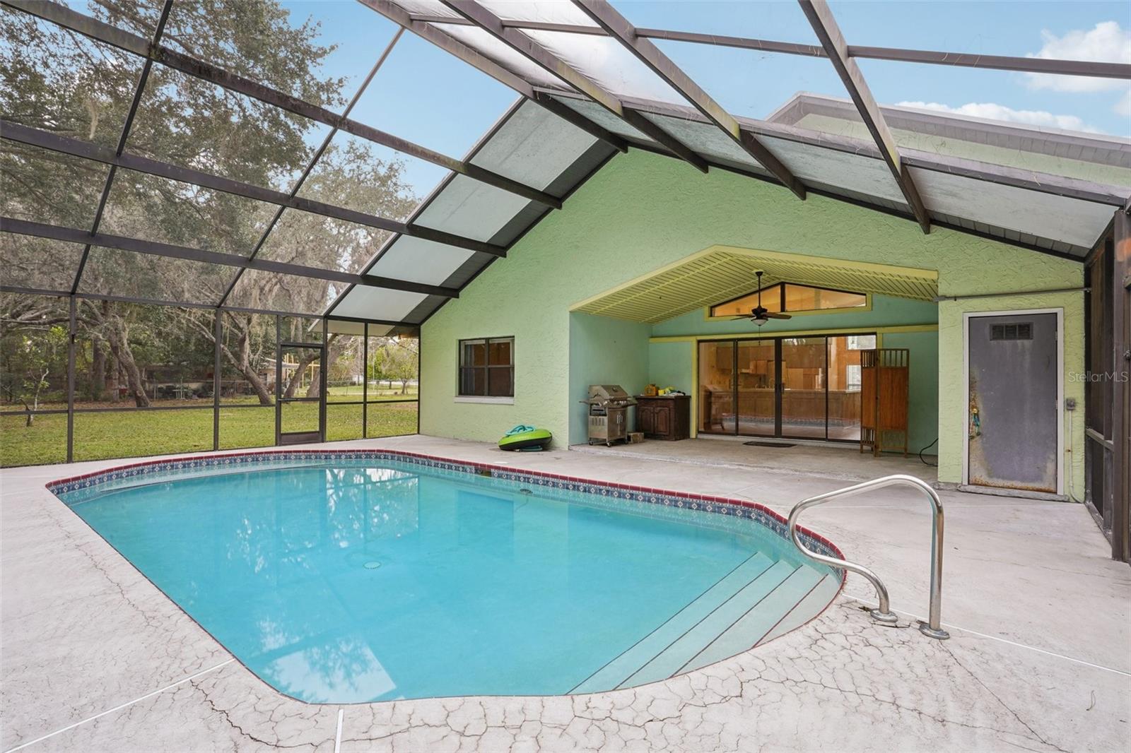 WINDING WATERS - Residential