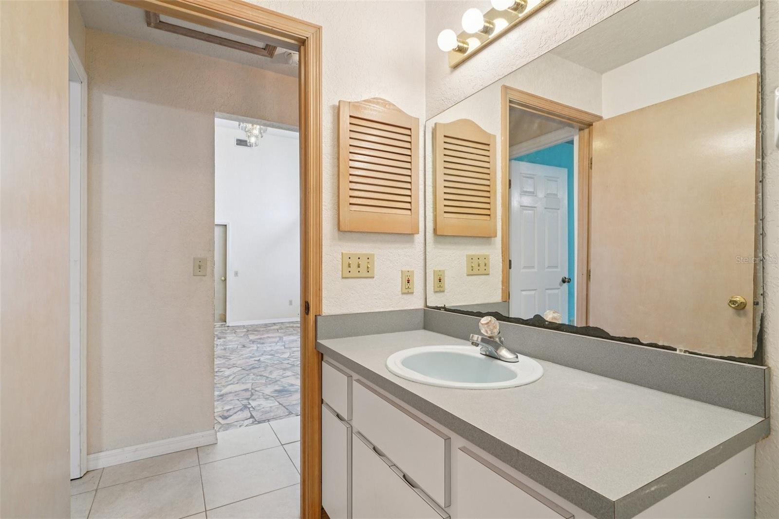 WINDING WATERS - Residential