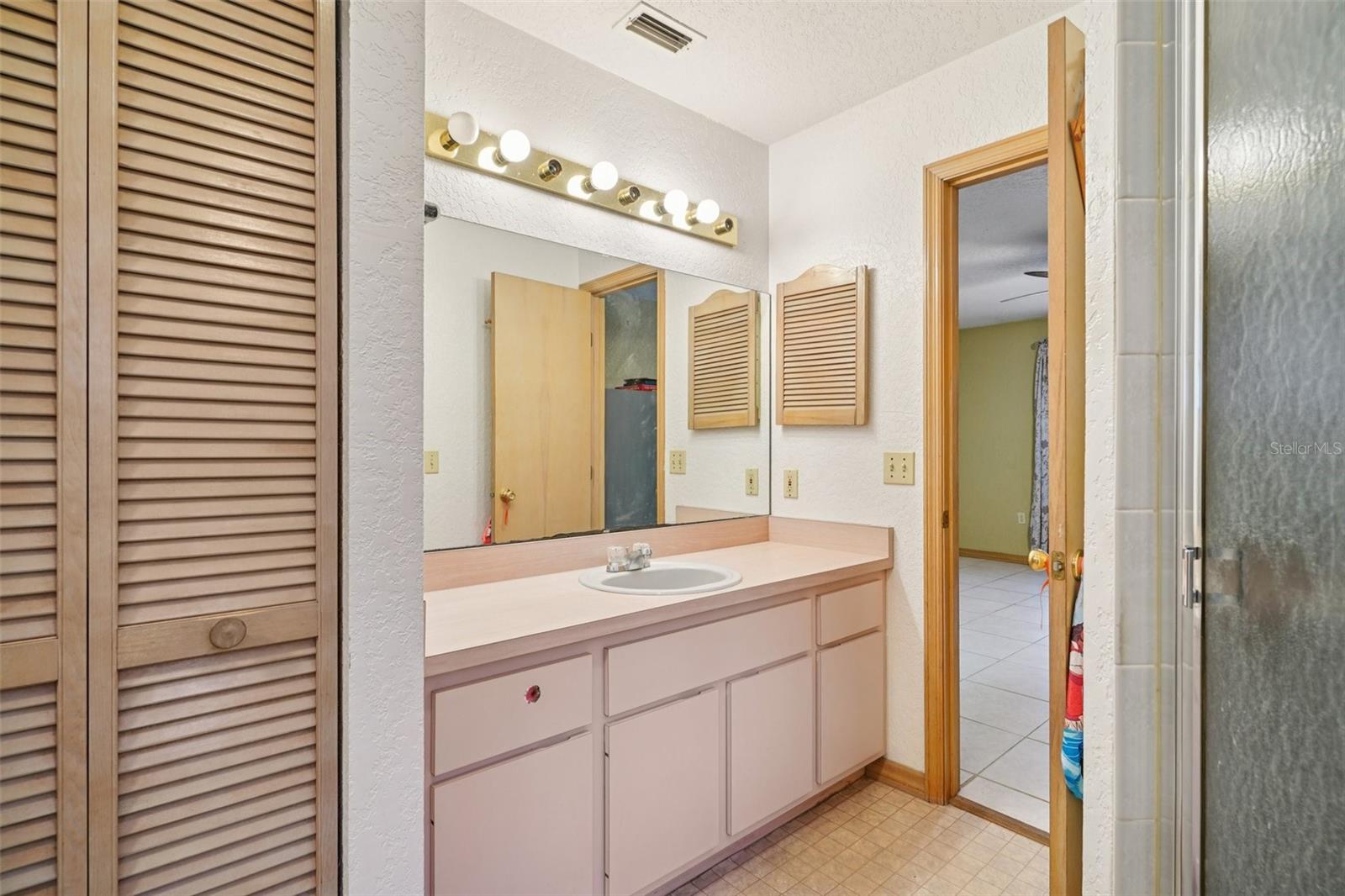 WINDING WATERS - Residential