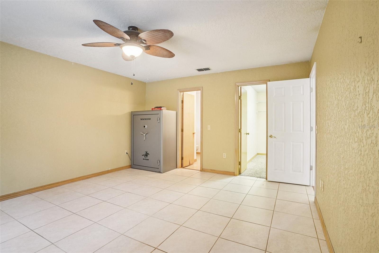 WINDING WATERS - Residential