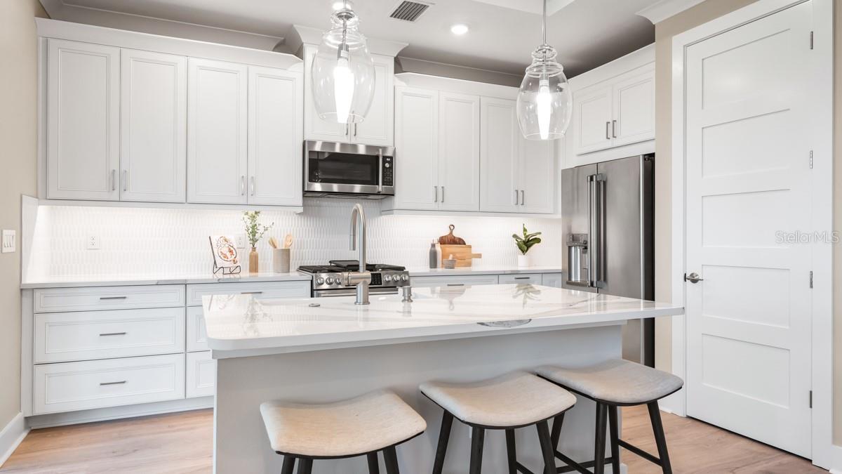 AZARIO ESPLANADE - Residential