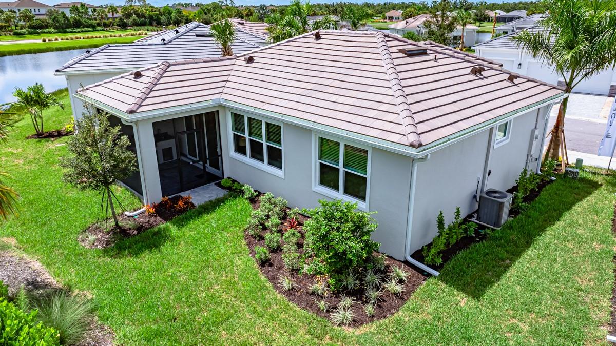 AZARIO ESPLANADE - Residential