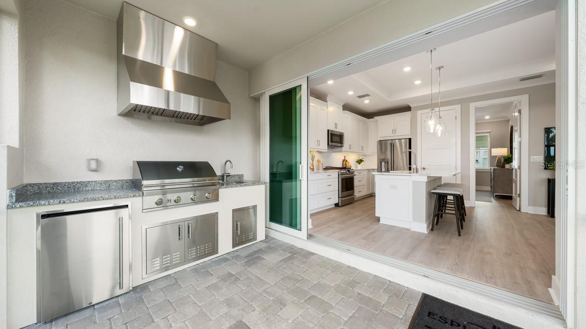 AZARIO ESPLANADE - Residential