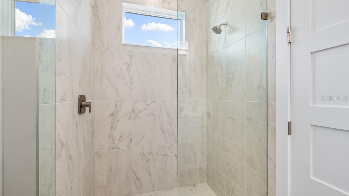 AZARIO ESPLANADE - Residential