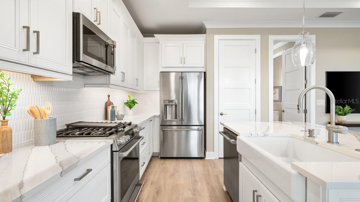 AZARIO ESPLANADE - Residential