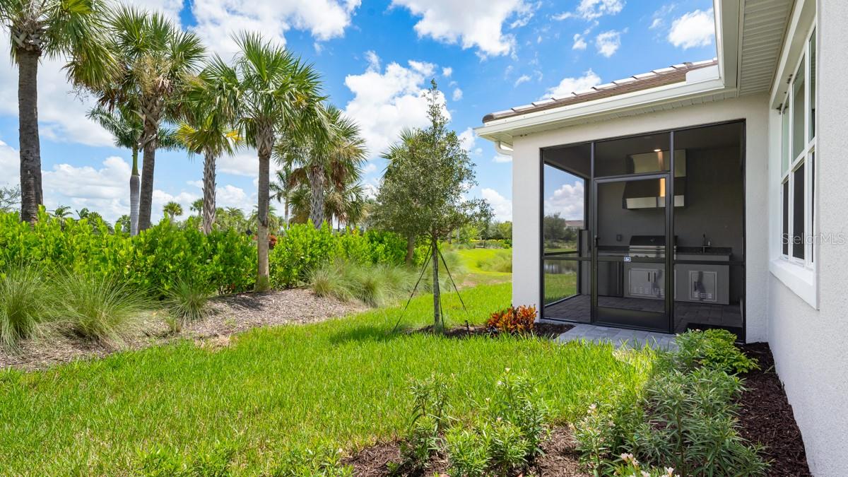 AZARIO ESPLANADE - Residential