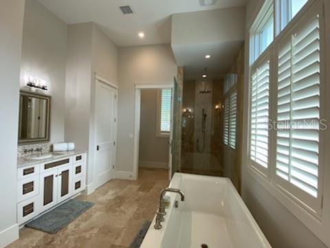 Venezia Unit 07 - Residential