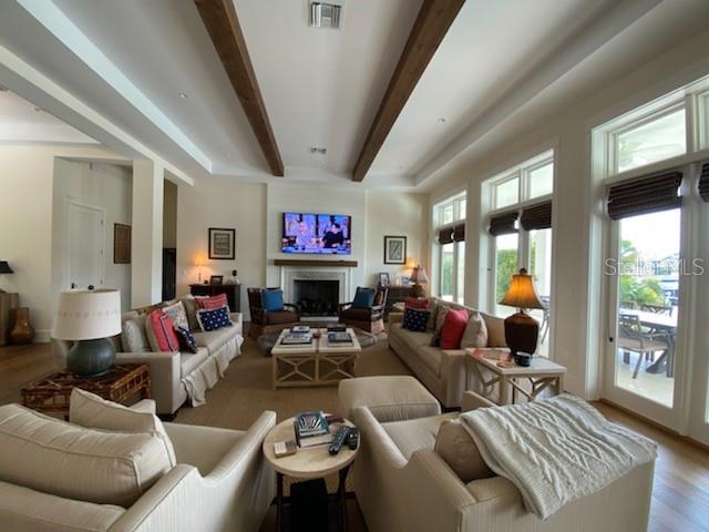 Venezia Unit 07 - Residential