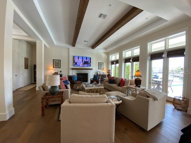 Venezia Unit 07 - Residential