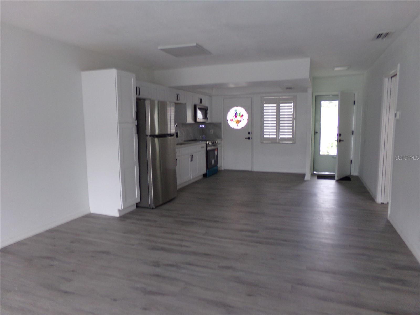 1433 S BELCHER ROAD A8