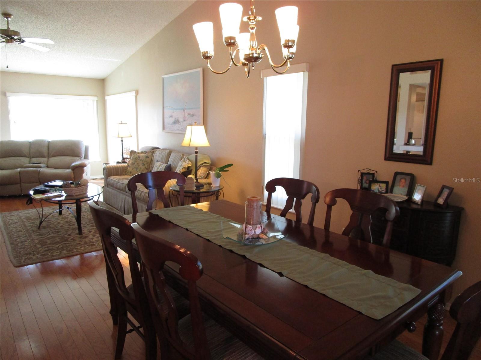 HOLIDAY LAKE VILLAS CONDO - Residential