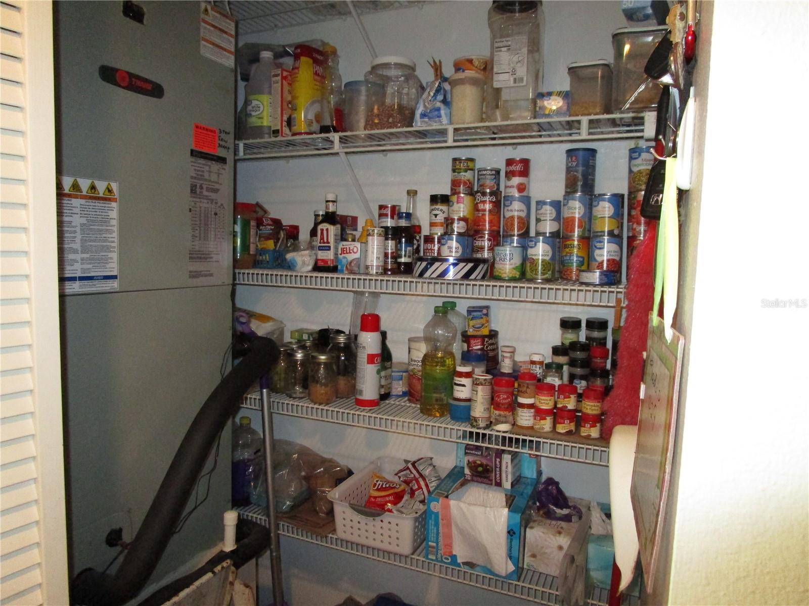 HOLIDAY LAKE VILLAS CONDO - Residential