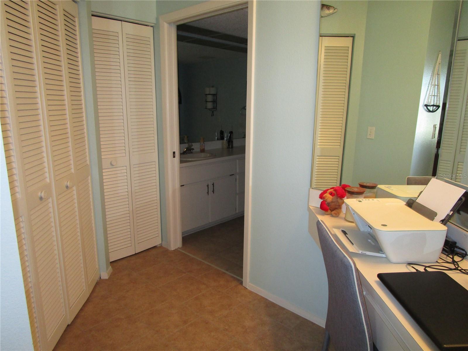 HOLIDAY LAKE VILLAS CONDO - Residential