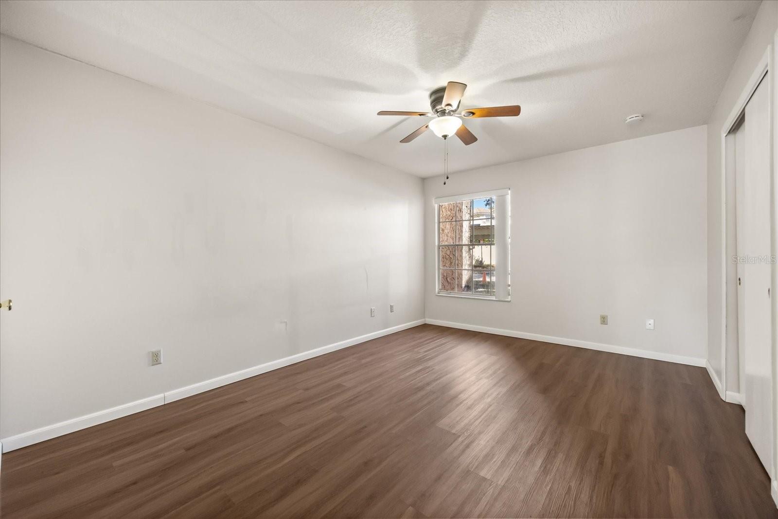 VINEYARD SOUND CONDO - Residential