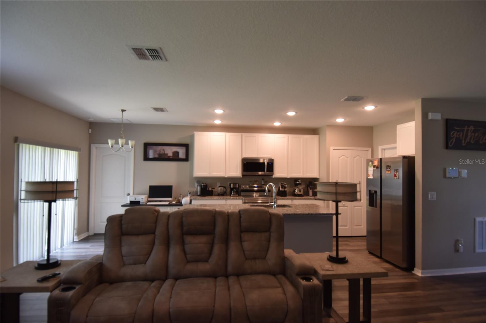 ROYAL HIGHLANDS - Residential