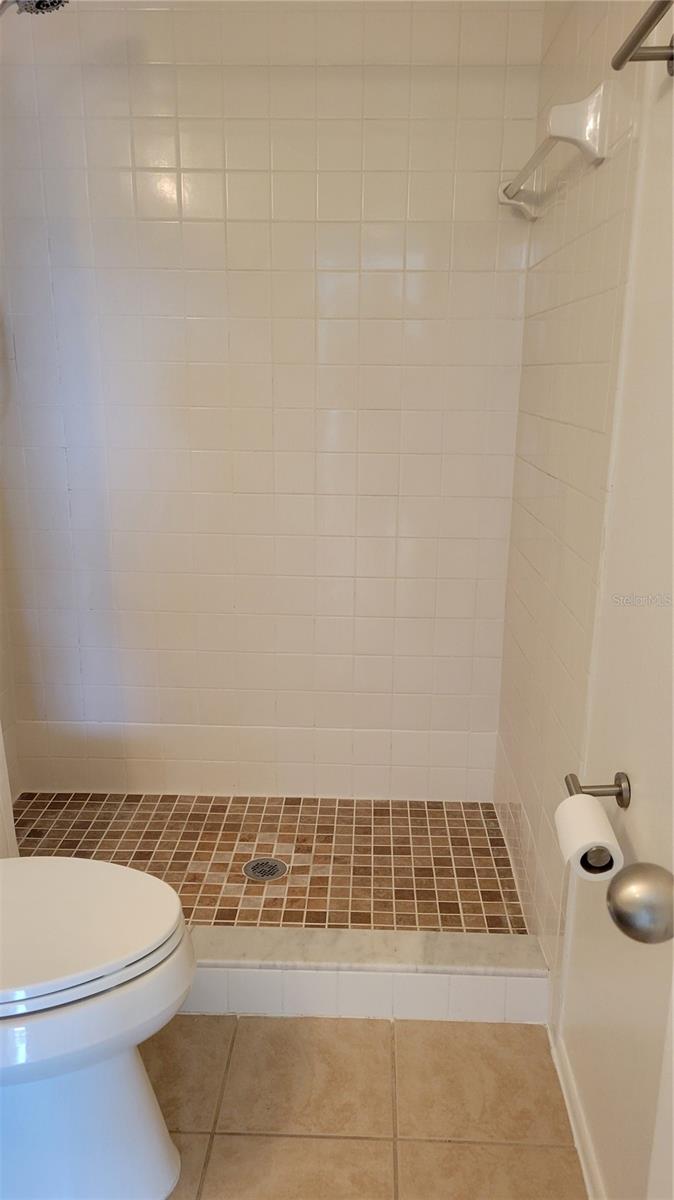CORDOVA GARDENS - Residential Lease