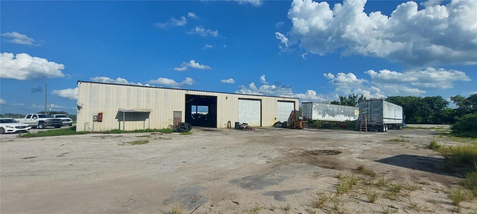 SUNSET HILLS - Commercial Sale