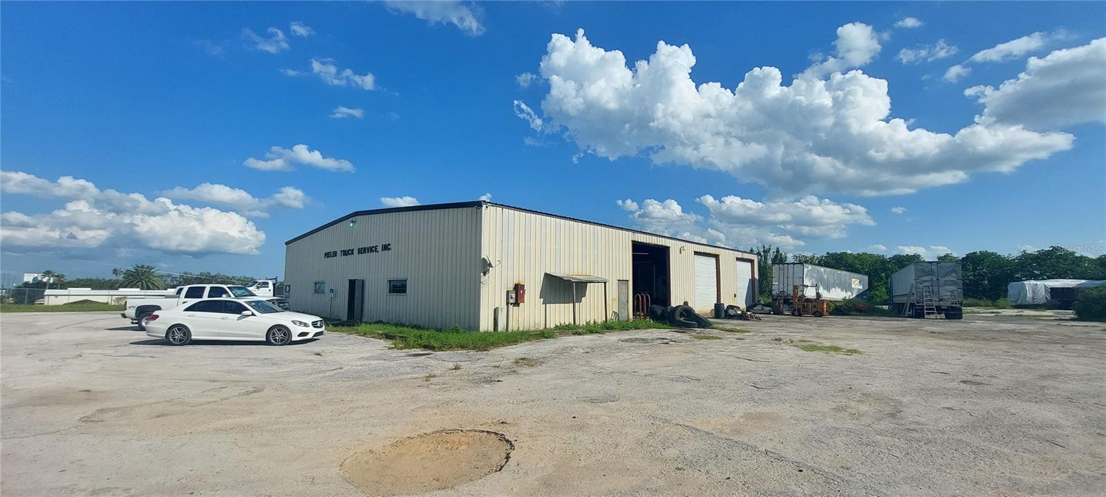 SUNSET HILLS - Commercial Sale