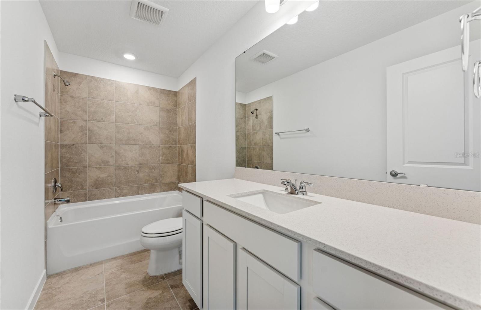 HIGHFIELD AT TWISTED OAKS - Residential