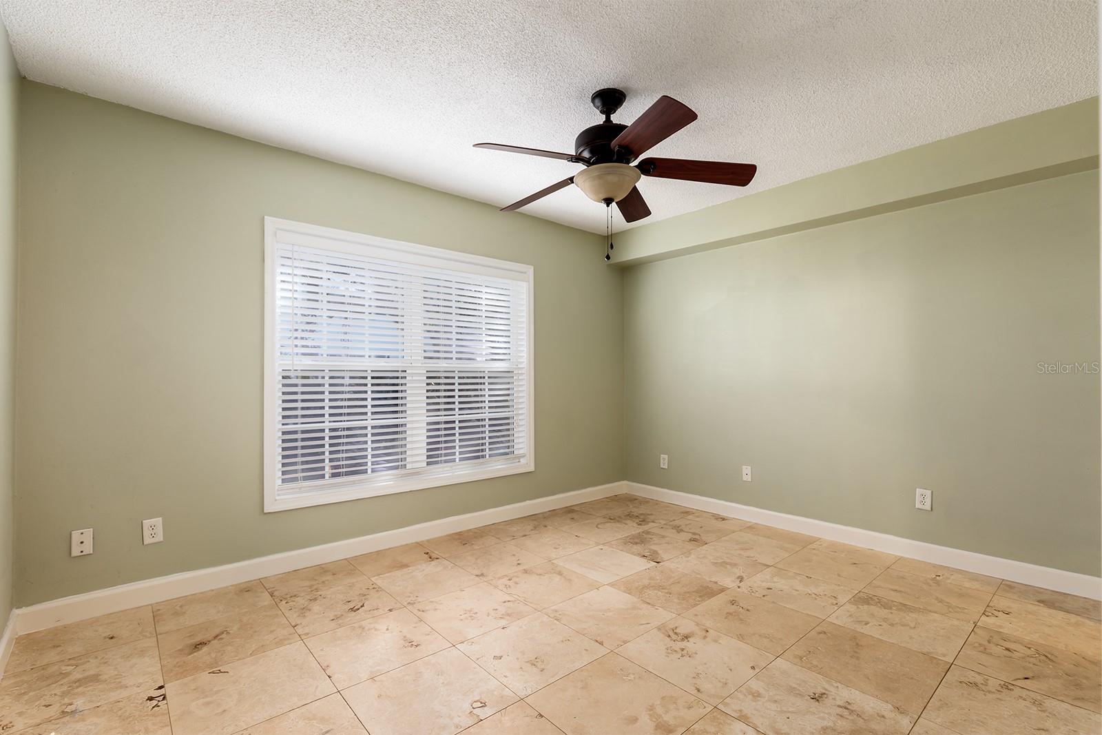 SIENNA PLACE CONDO - Residential