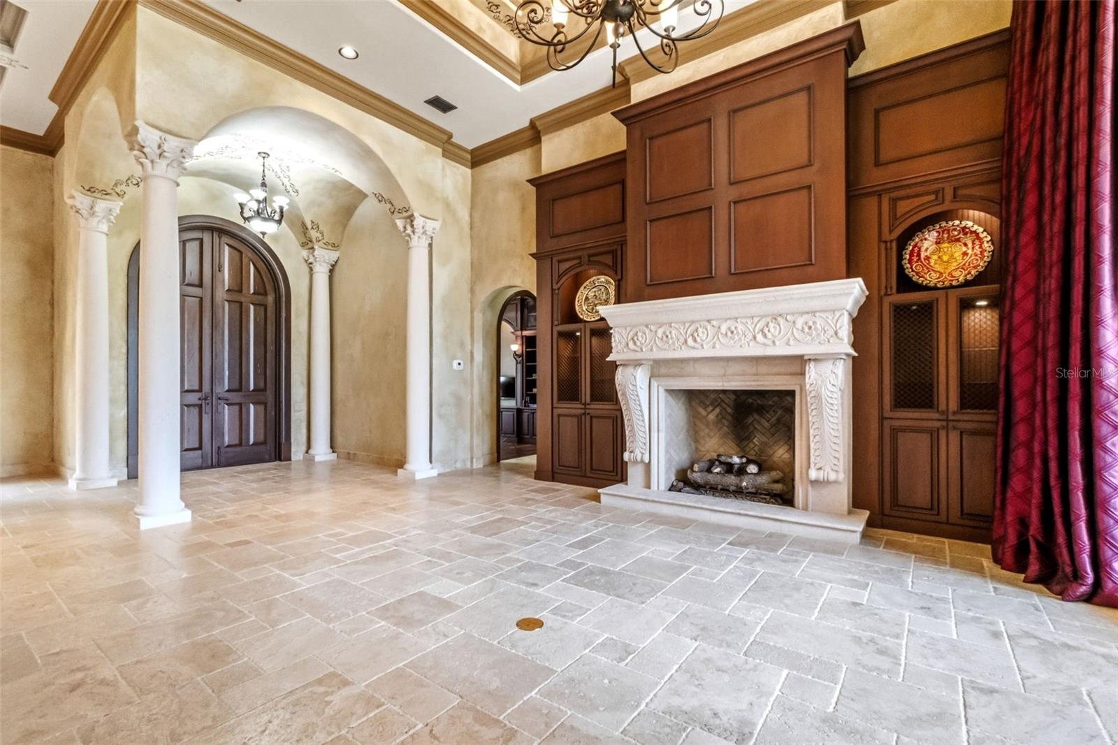 4070 FOUNDERS CLUB DRIVE